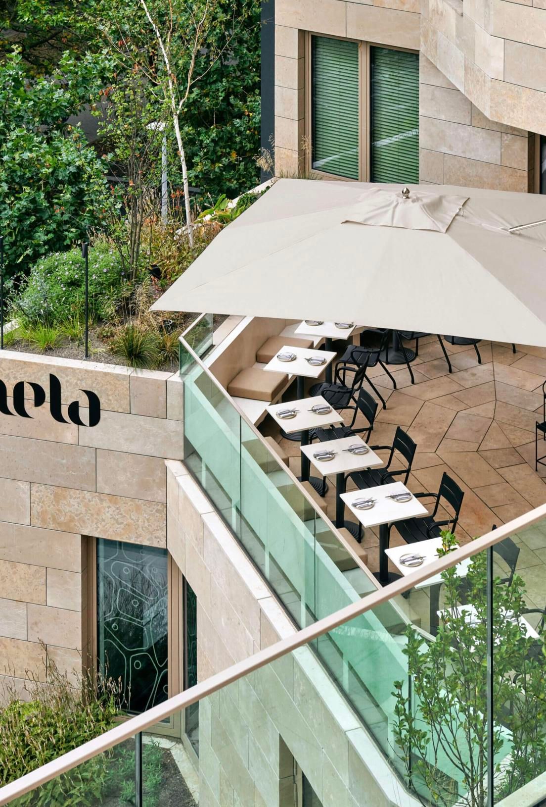 Foto 44 van Gustav Mahlerplein 285