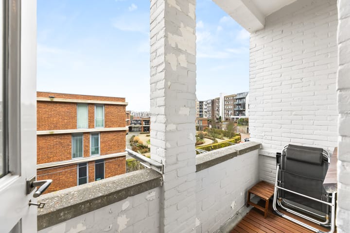 Photo 19 of Coosje Buskenstraat 70