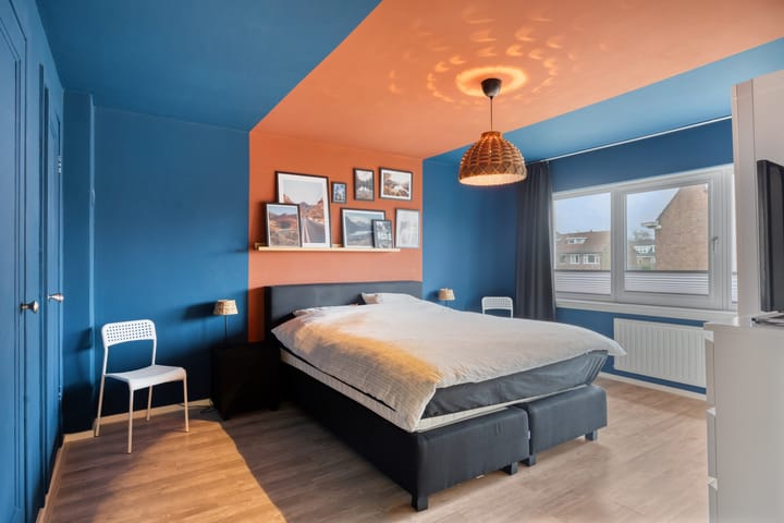 Foto 12 van Van Oldenielstraat 49