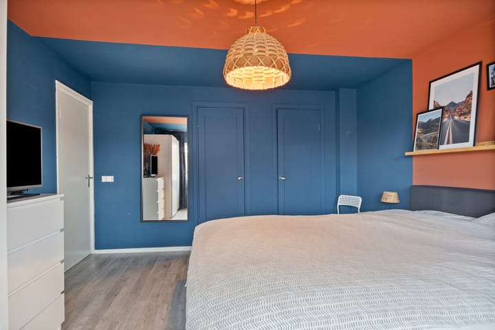 Foto 13 van Van Oldenielstraat 49