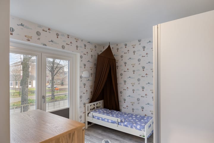 Foto 17 van Van Oldenielstraat 49