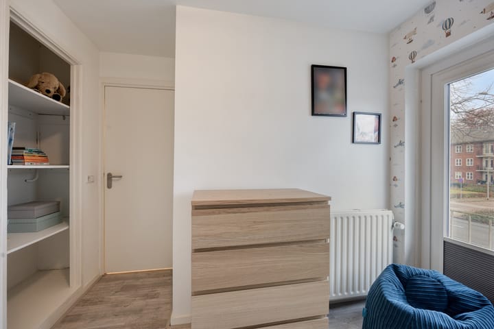 Foto 19 van Van Oldenielstraat 49