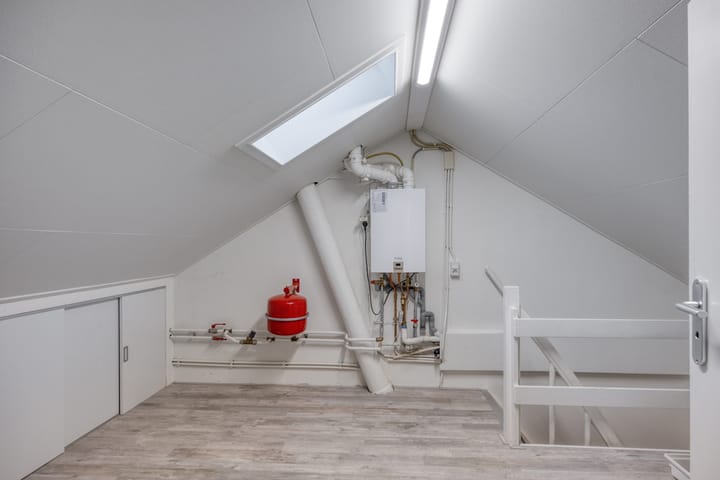 Foto 21 van Van Oldenielstraat 49