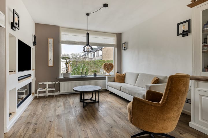 Foto 6 van Waalstraat 8