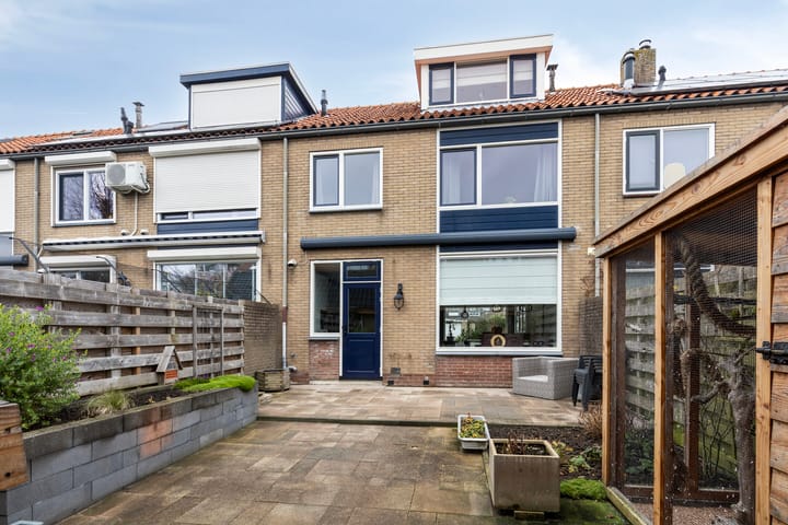 Foto 34 van Waalstraat 8