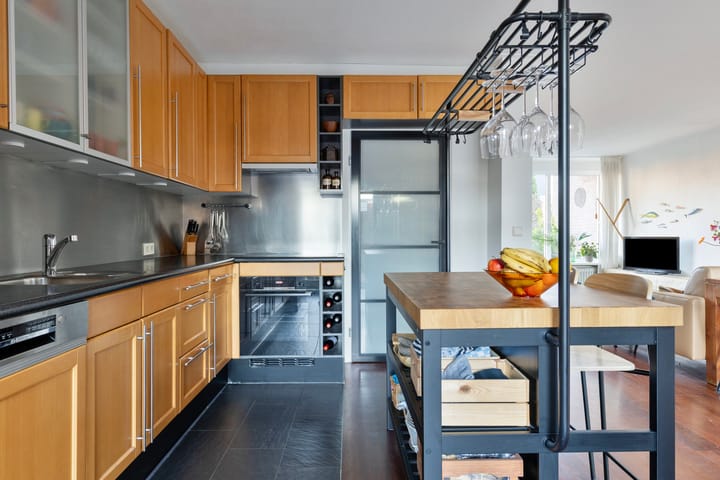 Photo 3 of Martin Leliveltstraat 1-A