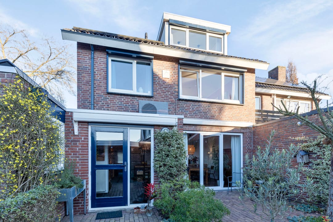 Photo 47 of Martin Leliveltstraat 1-A