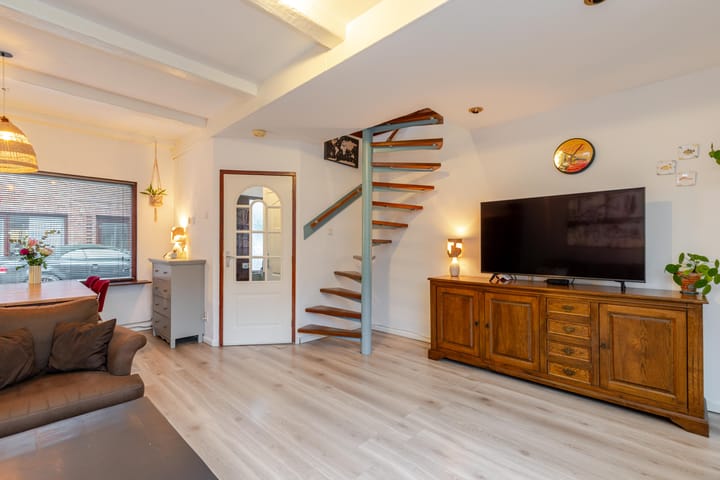 Foto 13 van Spoorbaanstraat 9