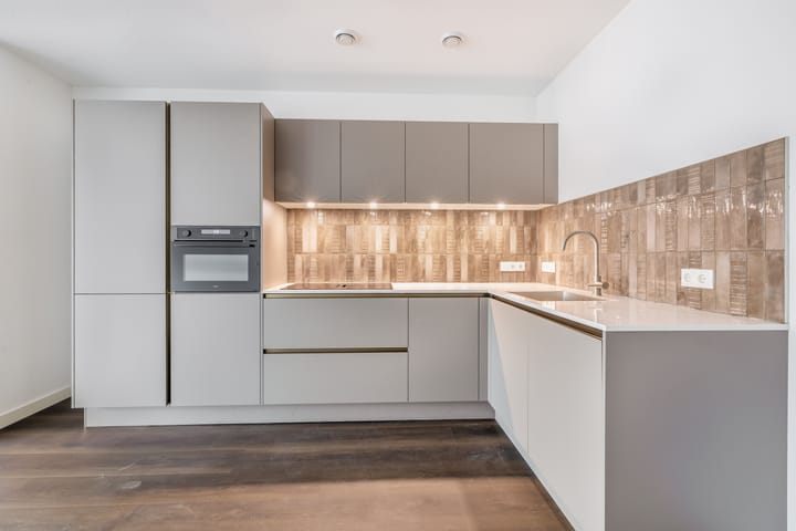 Foto 6 van Rijksweg 49-A8