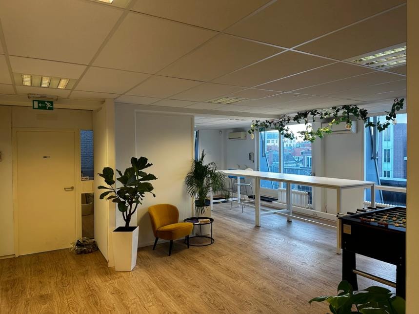 Bekijk foto 2 van Koninginnegracht 8