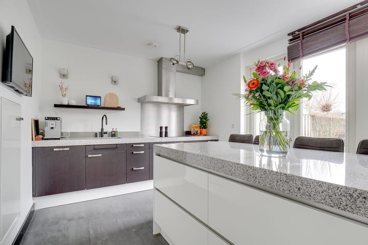 Foto 15 van Leonard Bernsteinkade 28