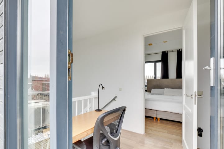 Foto 46 van Leonard Bernsteinkade 28