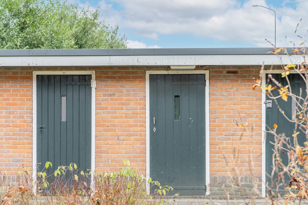 Photo 28 of de Engh 15-III