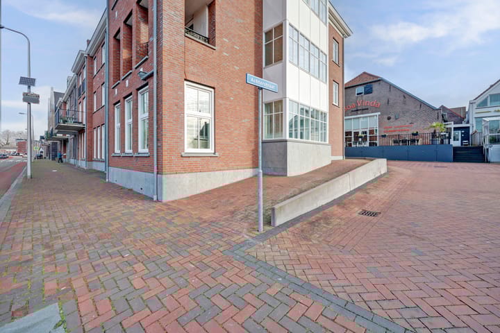 Foto 35 van Achterstraat 52