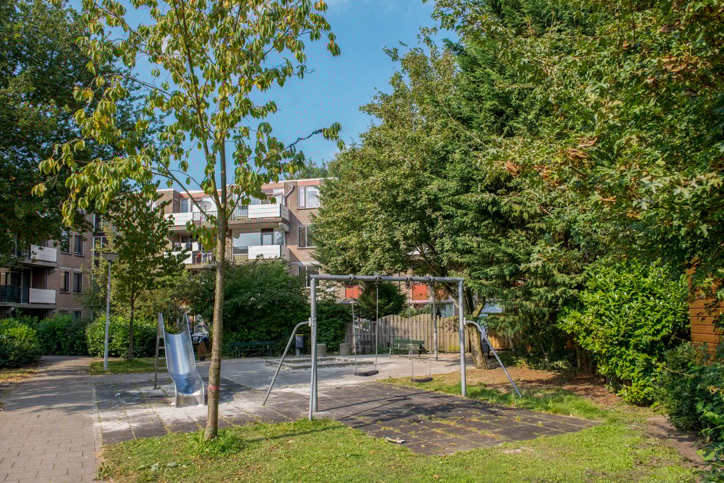 Foto 35 van Wethouder In 't Veldstraat 35