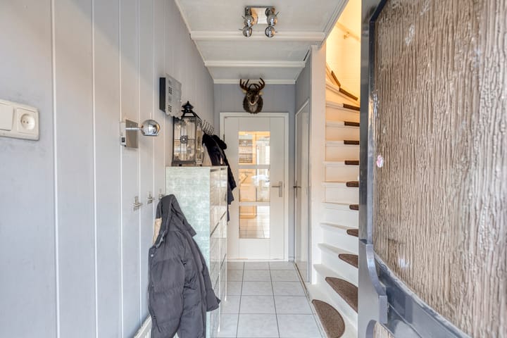 Photo 2 of Herpenstraat 61