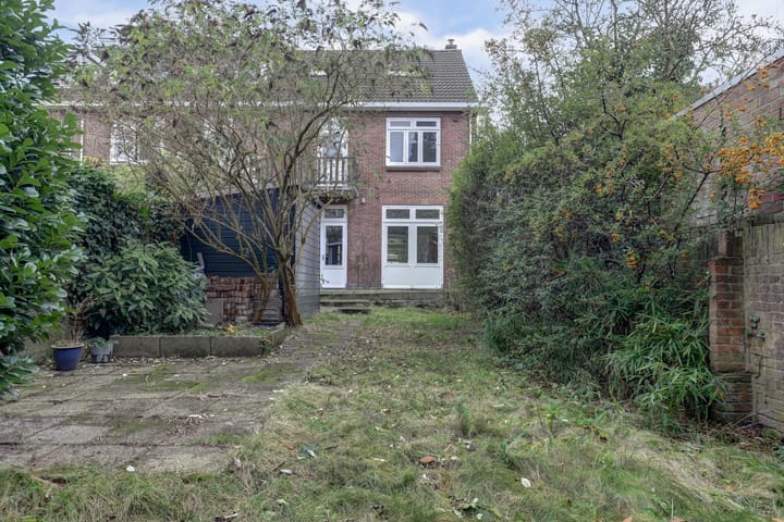 Photo 4 of Hobbemastraat 5