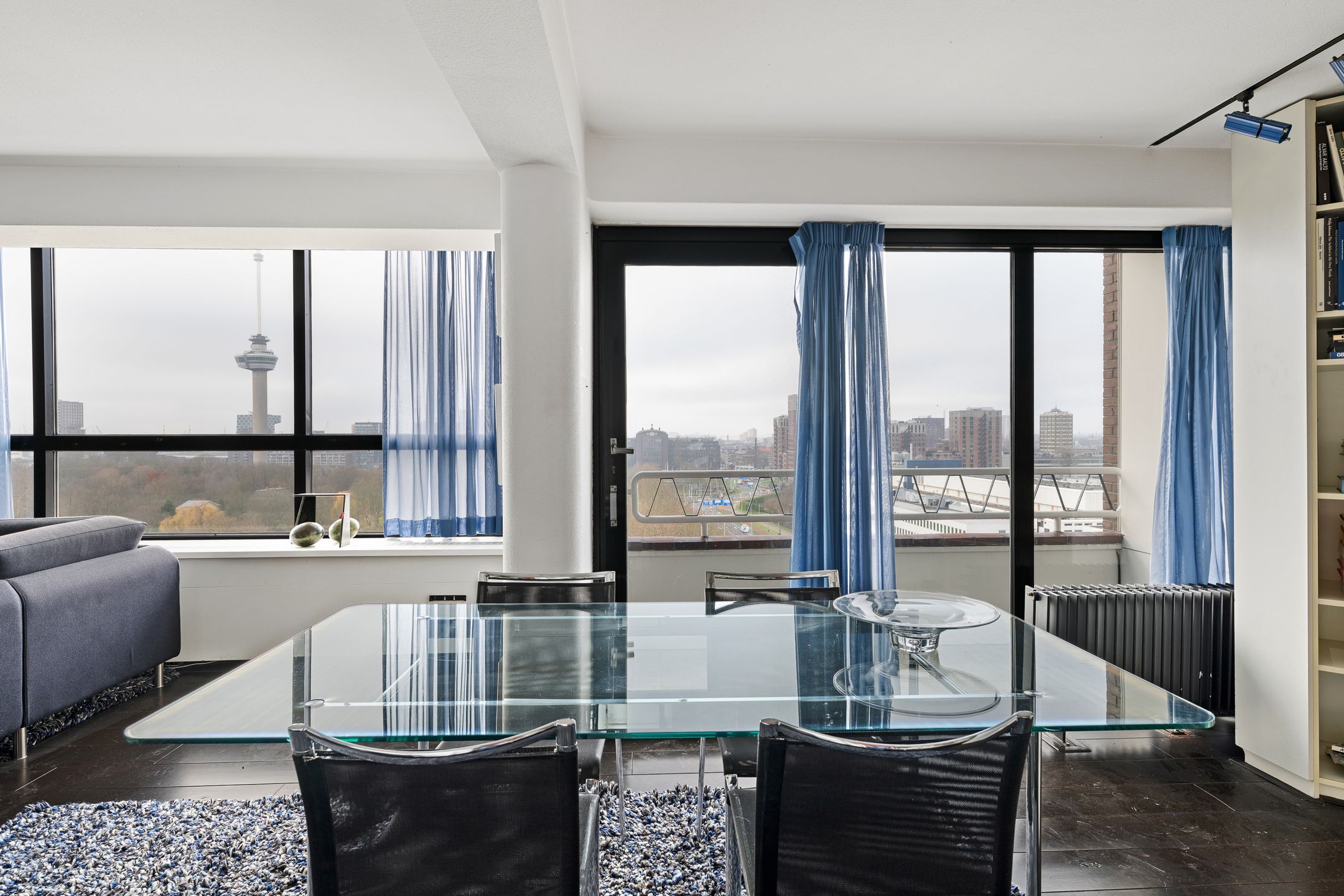 Foto 12 van Westzeedijk 220