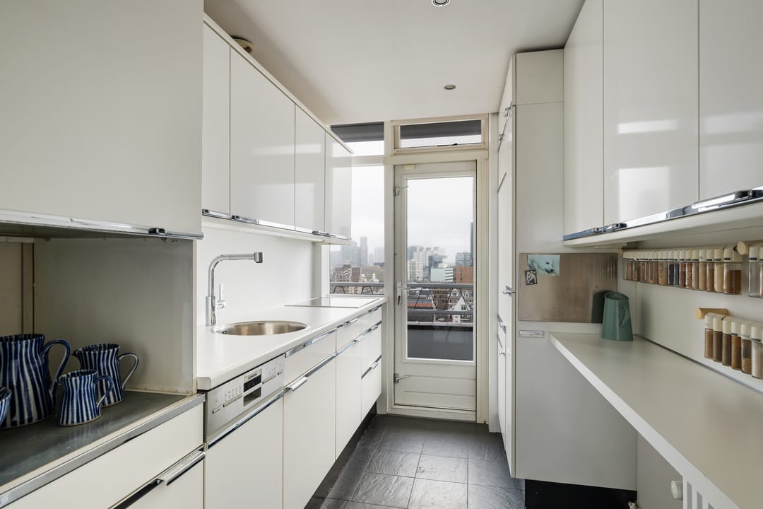 Foto 16 van Westzeedijk 220