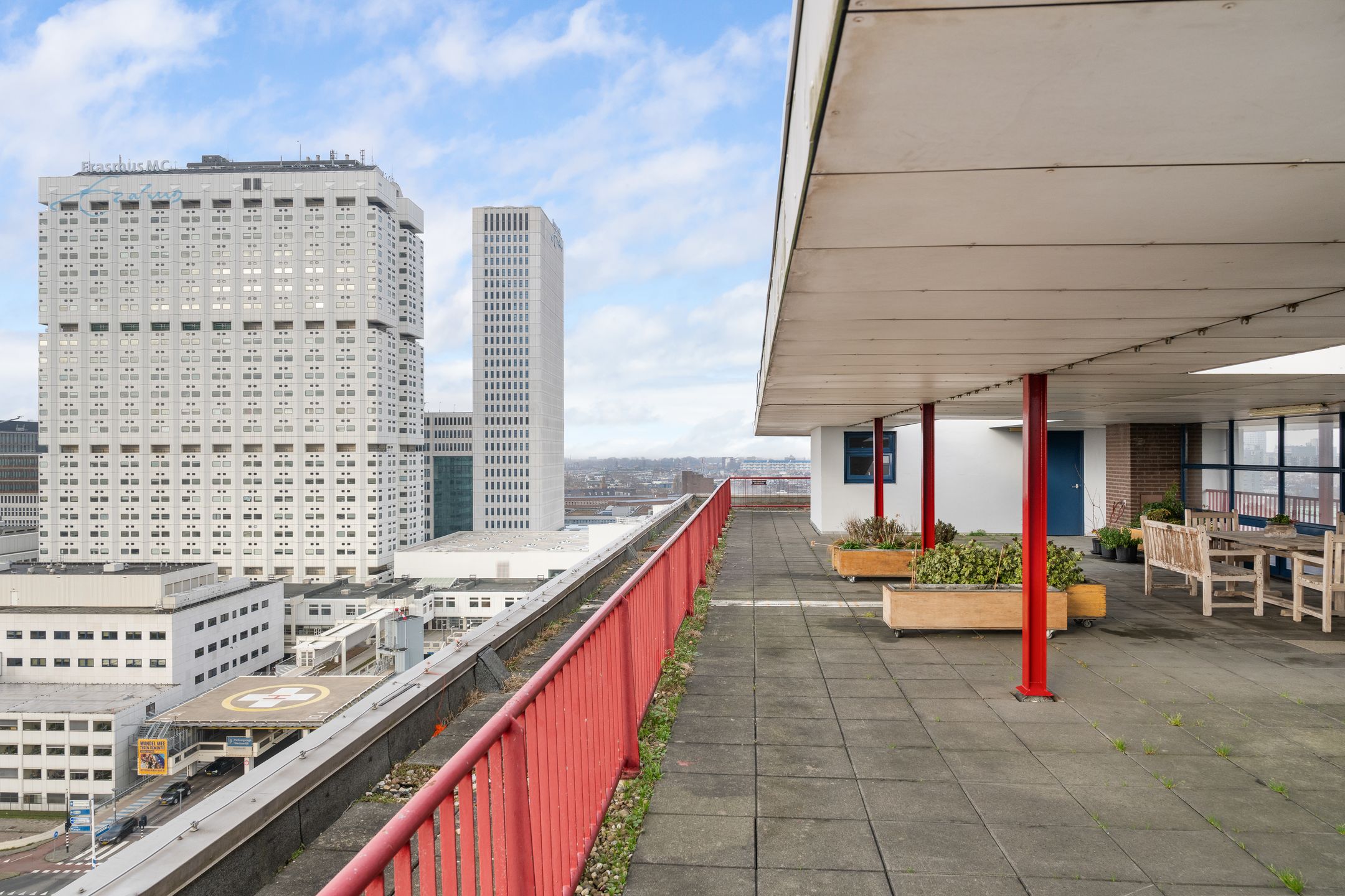 Foto 24 van Westzeedijk 220