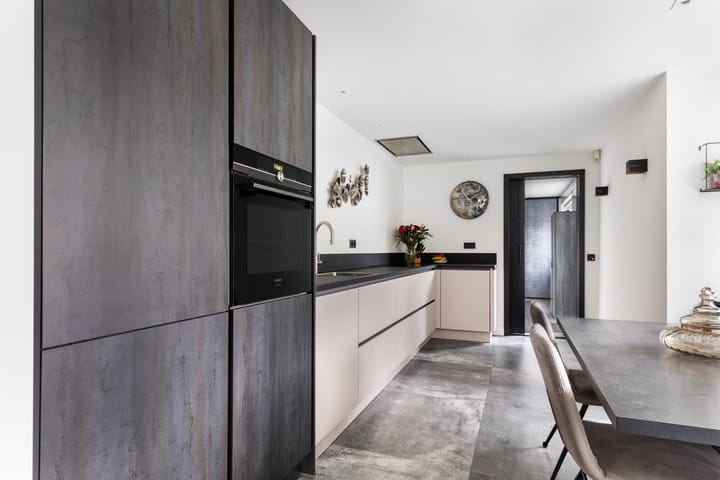 Photo 15 of Zilvergesp 9