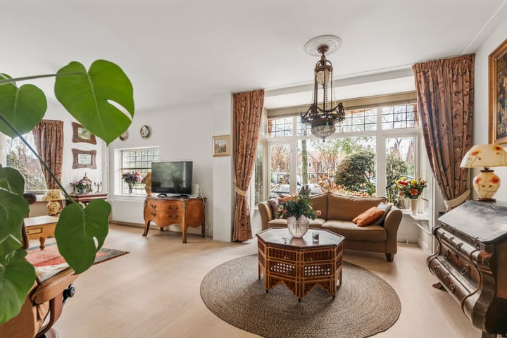 Foto 9 van Graaf Aelbrechtlaan 84