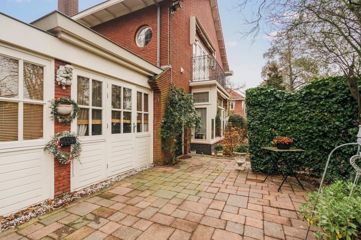 Foto 14 van Graaf Aelbrechtlaan 84