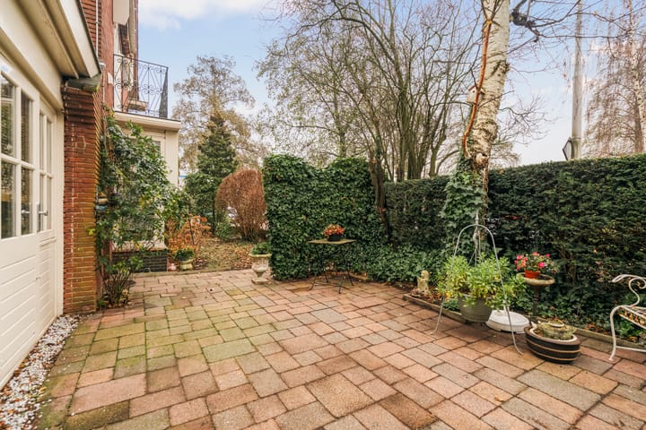 Foto 15 van Graaf Aelbrechtlaan 84