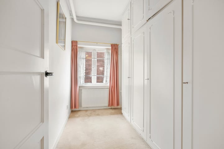 Foto 24 van Graaf Aelbrechtlaan 84