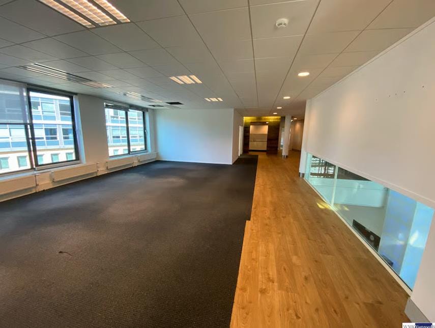 View photo 2 of Leeghwaterplein 45