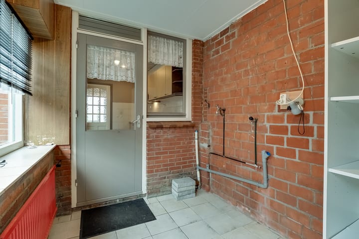 Foto 16 van Dokter Lohmanstraat 18