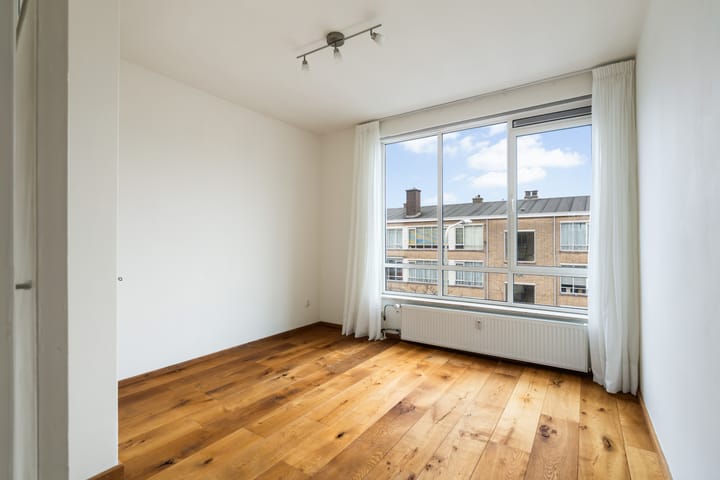 Foto 20 van Breitnerlaan 297