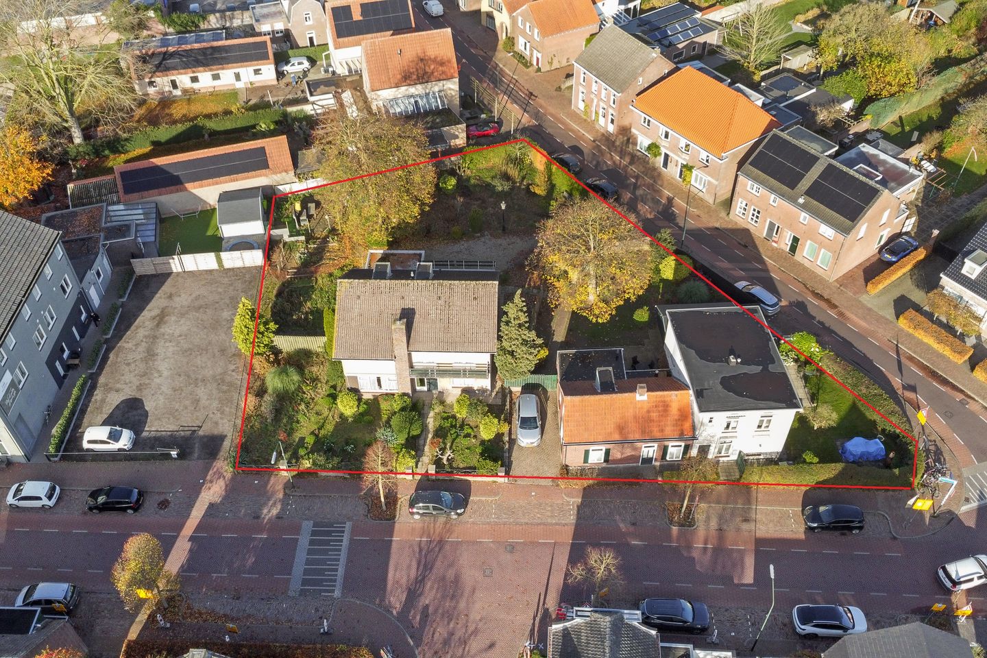 View photo 2 of Diessenseweg 69