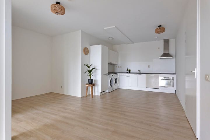 Foto 5 van Titus van Rijnstraat 151