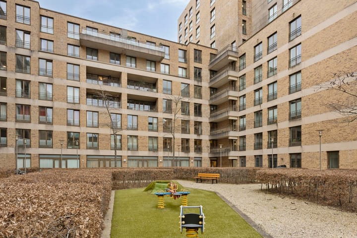 Foto 33 van Titus van Rijnstraat 151