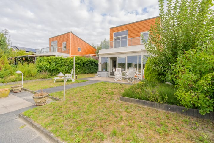 Foto 17 van Suisendijk 14-92