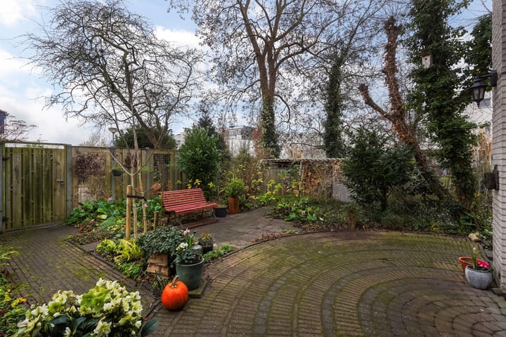 Foto 15 van Brilduikerhof 8