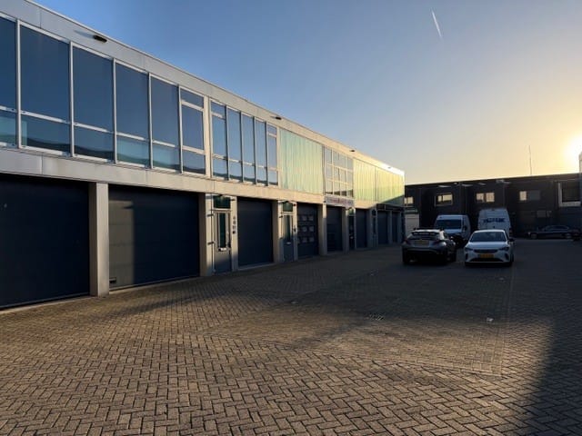 Bekijk foto 3 van Wijkermeerweg 42-E