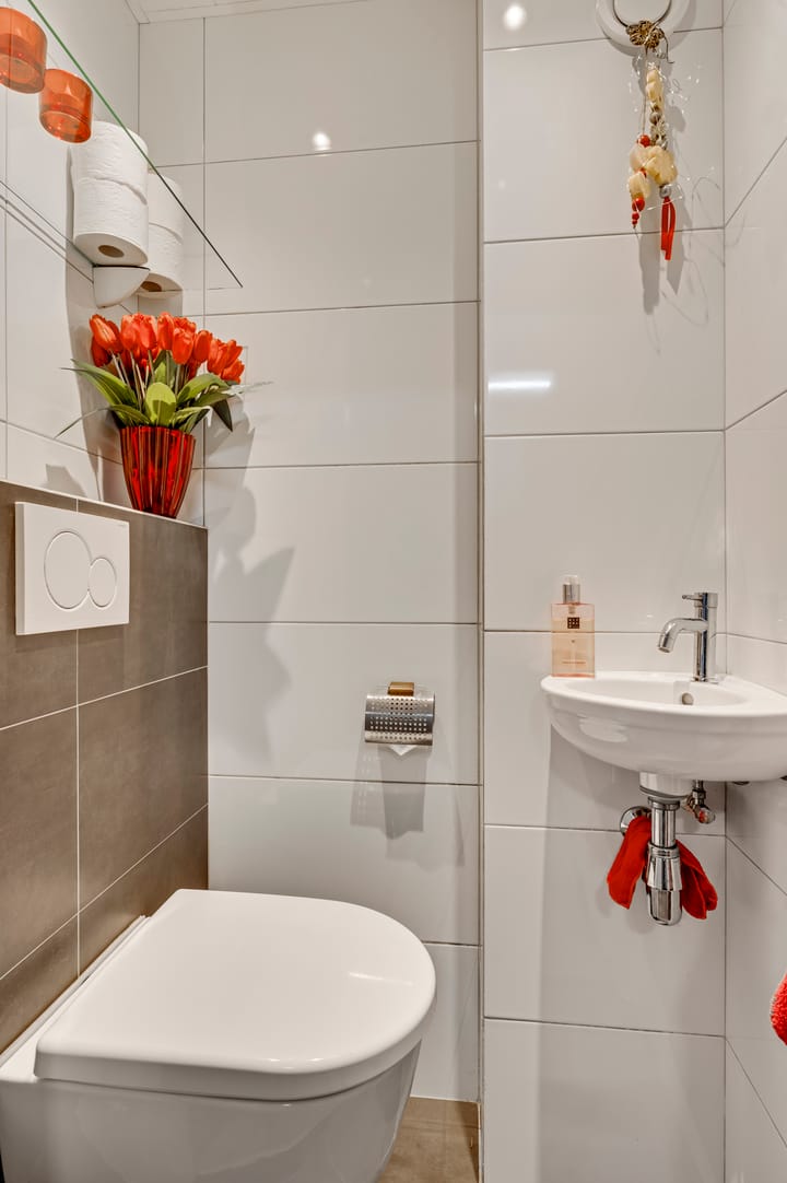 Photo 10 of Ophovenstraat 30