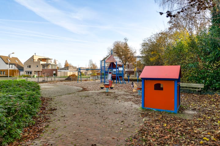 Photo 40 of Ophovenstraat 30