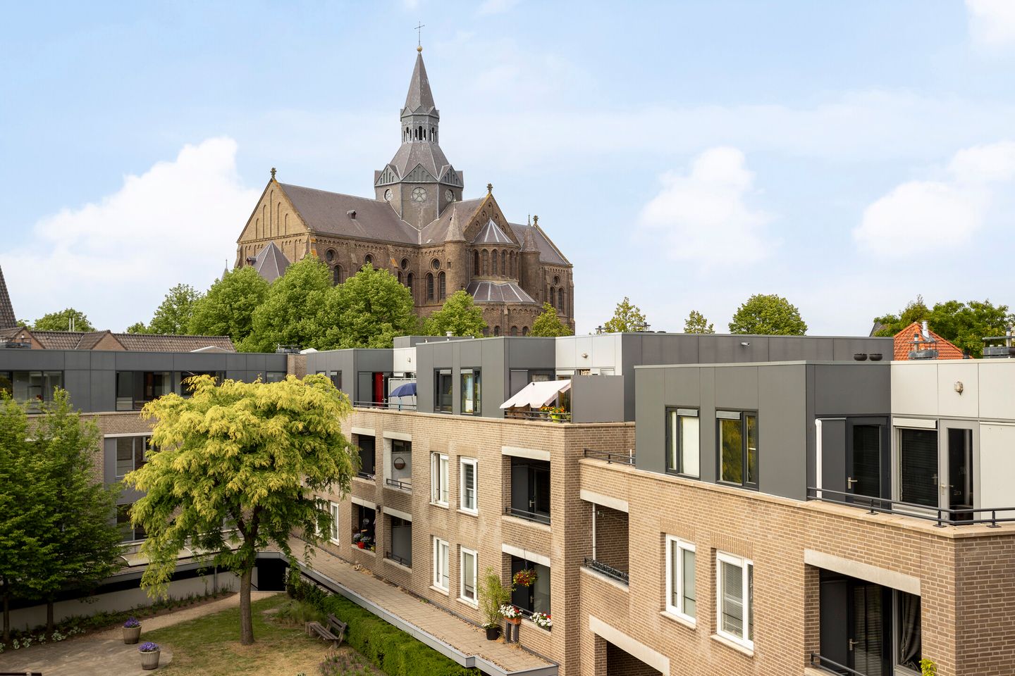 Foto 10 van Secr. van Rooijstraat 54