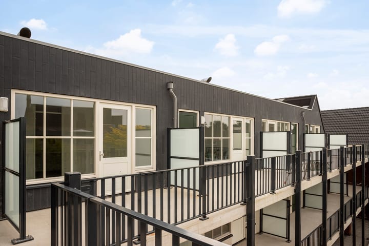 Foto 2 van Secr. van Rooijstraat 54