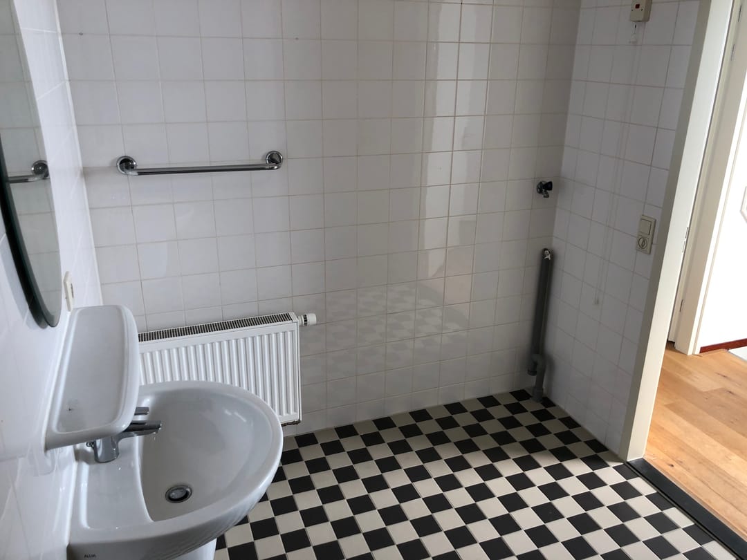 Photo 17 of Laat 229-A