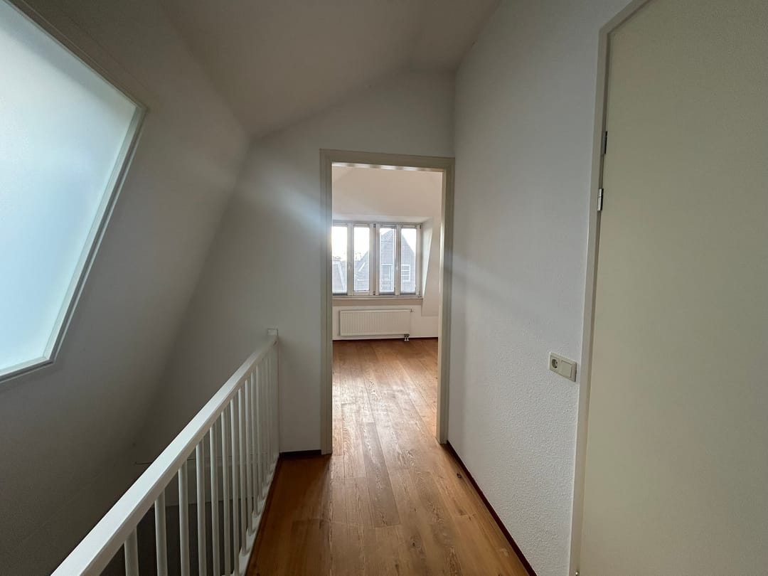 Photo 8 of Laat 229-A