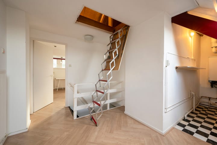 Foto 33 van Johan de Wittstraat 11