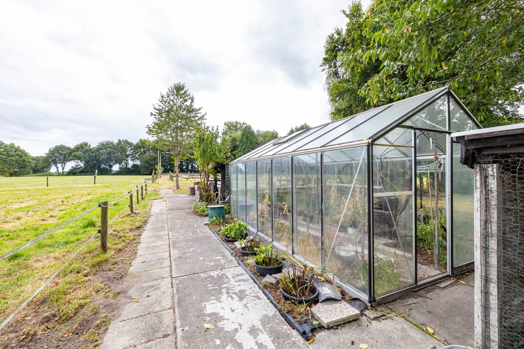 Foto 38 van Luutkampenweg 8