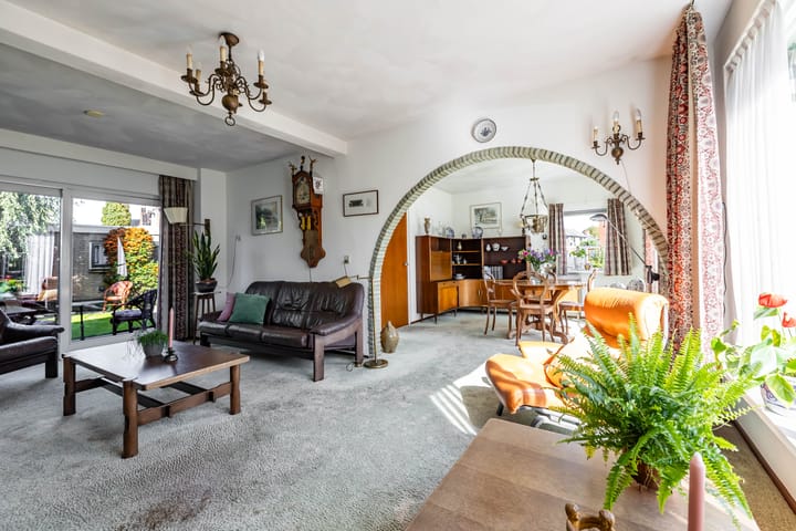 Foto 10 van Valeriaanstraat 1