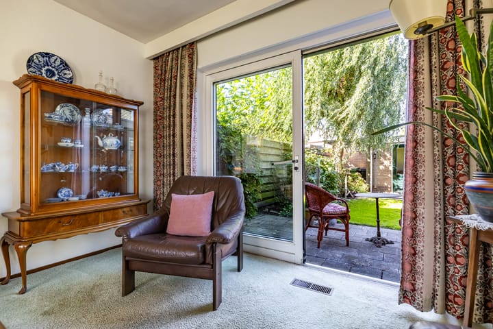 Foto 16 van Valeriaanstraat 1