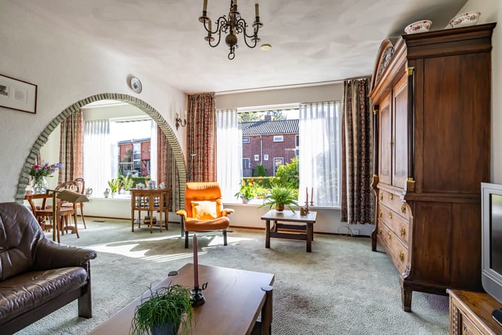 Foto 18 van Valeriaanstraat 1