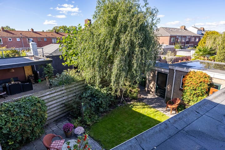 Foto 48 van Valeriaanstraat 1